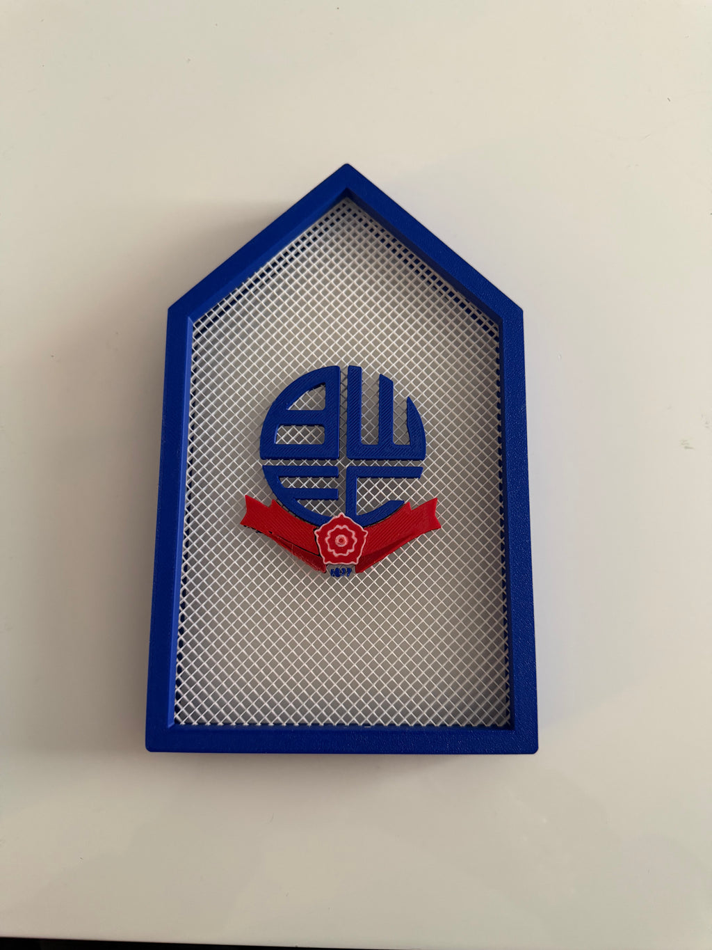 3D printed football badge display-any football team available (max of 4 colours on badge)