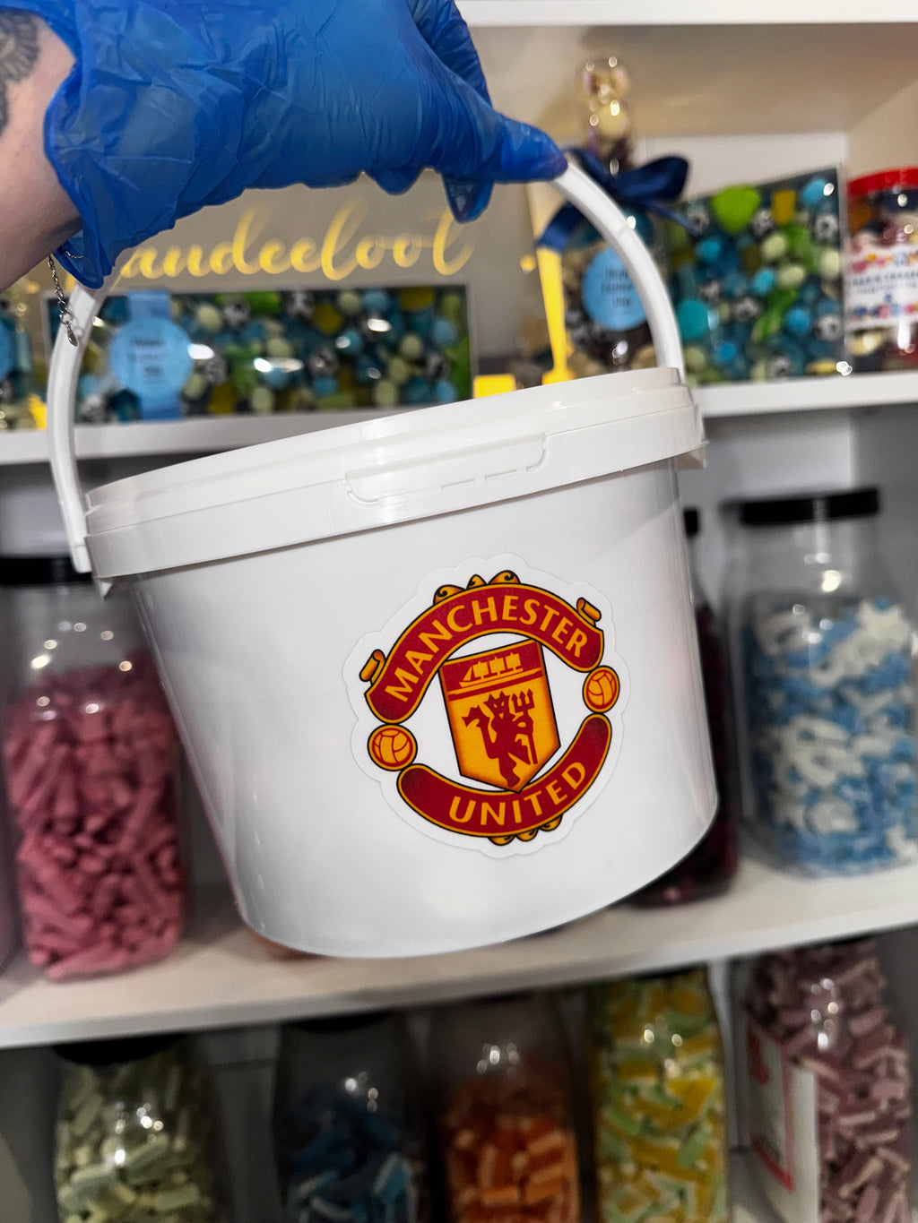 BUCKETS-CHOOSE SIZE